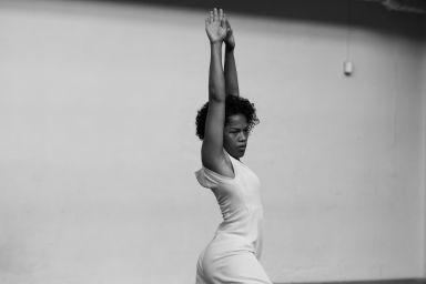 Fase, Four Movements to the Music of Steve Reich - - dancer Soa Ratsifandrihana
